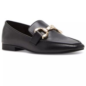 Loafer flats